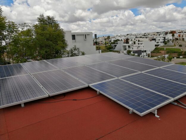 Paneles solares para alumbrado público