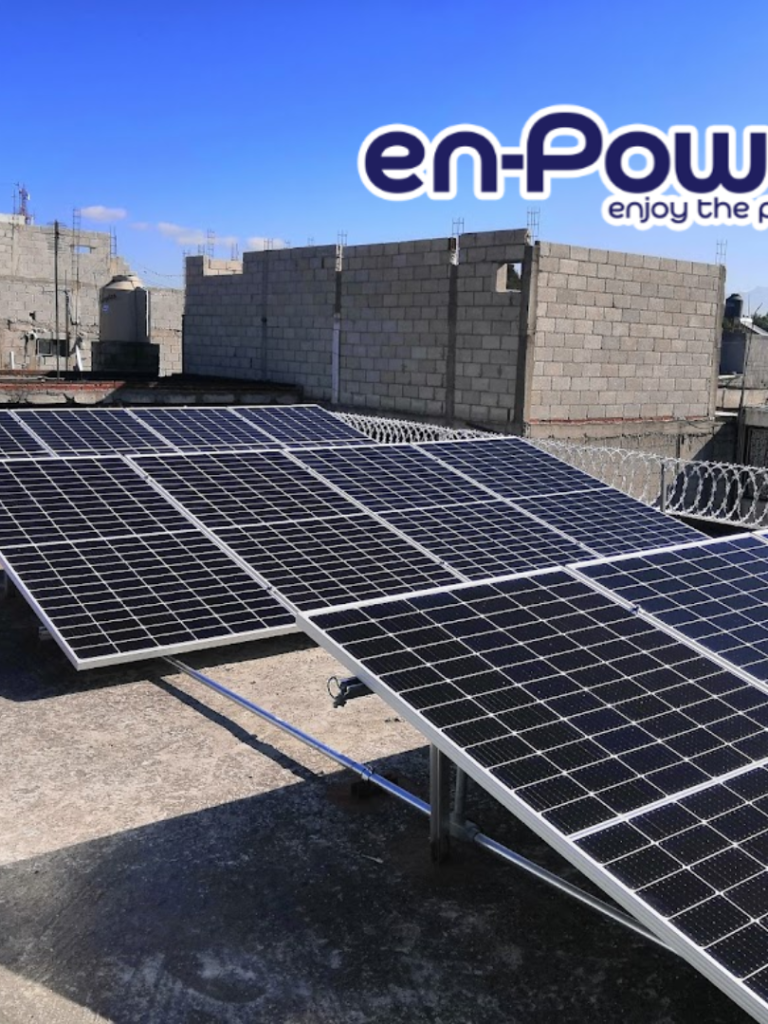 Instalación de paneles solares para negocio