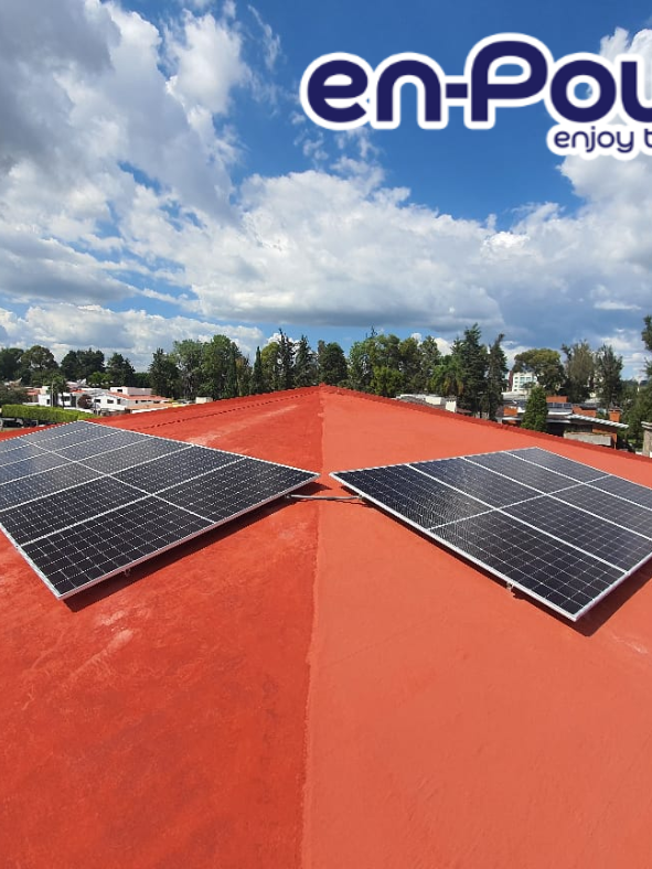 Panales Solares en club de Golf