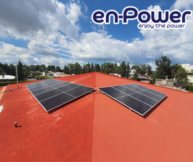 Panales Solares en club de Golf