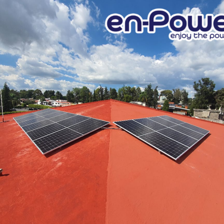 Panales Solares en club de Golf