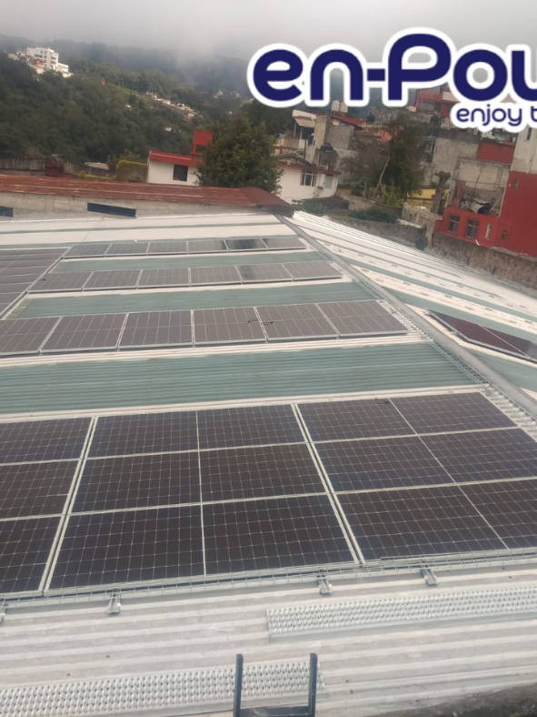Paneles solares en Teziutlán